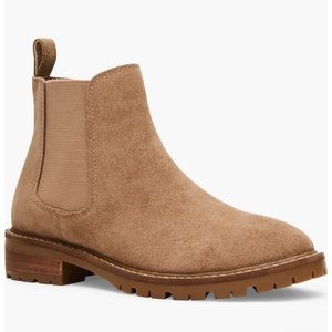 Steven Madden Chelsea Boots